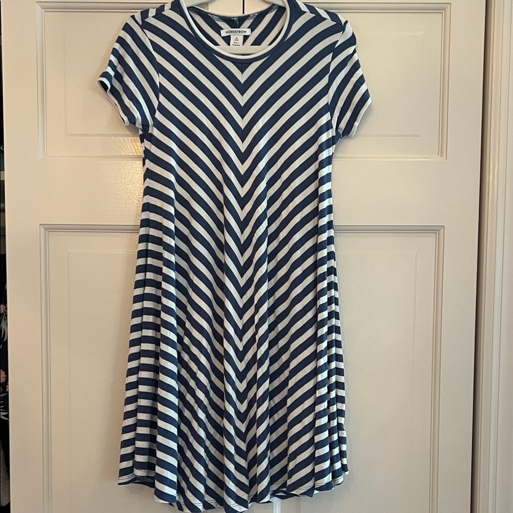 Nordstrom Blue and White Striped Kids Dress👗